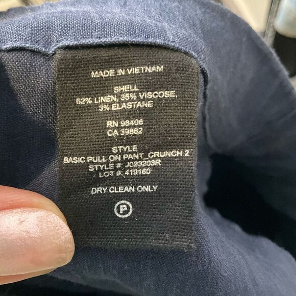 Theory Linen Blend Basic Pull On Pant - Picture 6 of 6